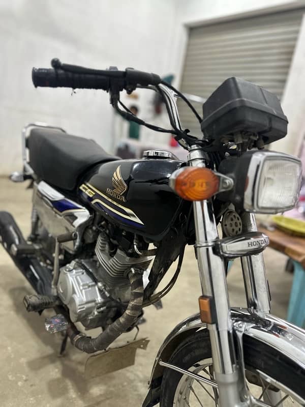 honda 125 special edition 2023-24 4