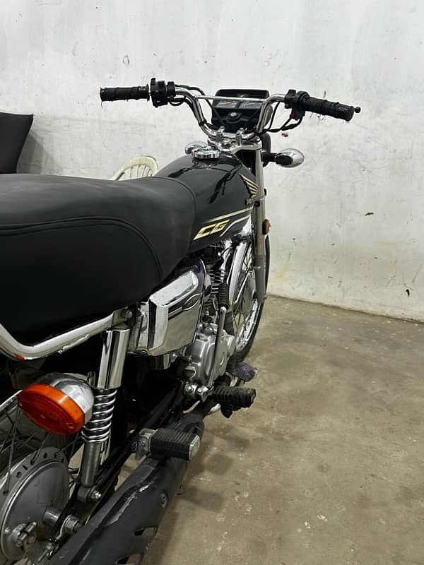 honda 125 special edition 2023-24 5