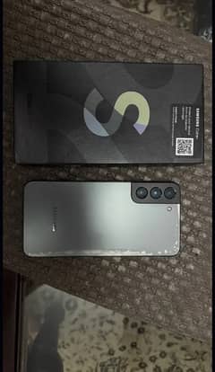 Samsung s22 Plus for sale 8/256 Dubai variant