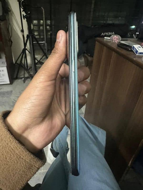 Oppo F 15 6