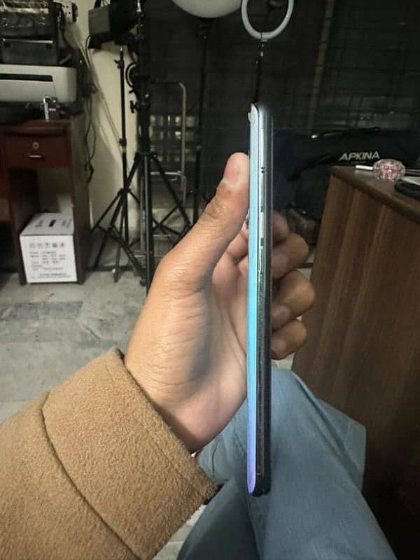 Oppo F 15 7