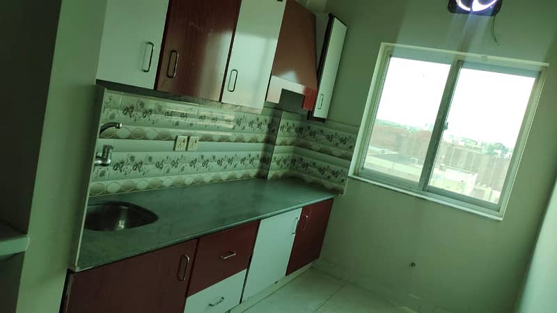 One Bed Luxury Apartment For sale in Bahria Town Lahore At Hot and Prime Location On Investor rate 6