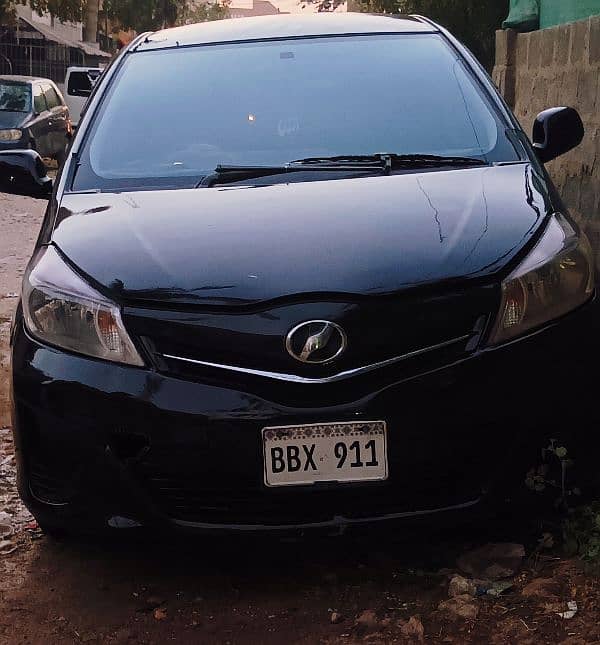 Toyota Vitz 2011 2