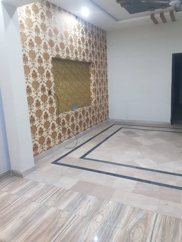 Vip beautiful 5 marla lower portion is available for rent in sabzazar lhr 1