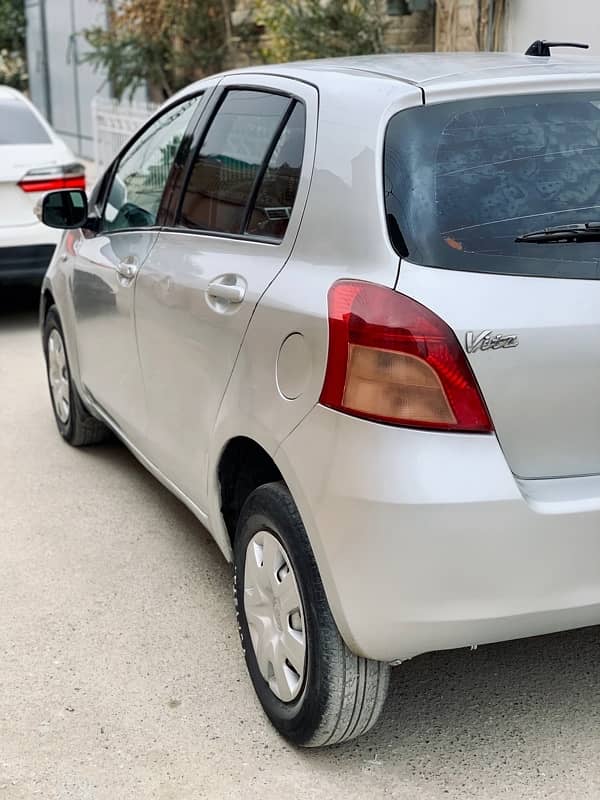 Toyota Vitz 2005 model 3