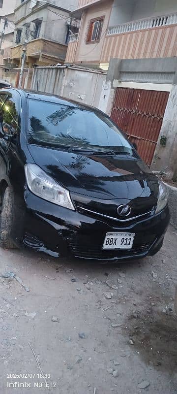 Toyota Vitz 2011 5