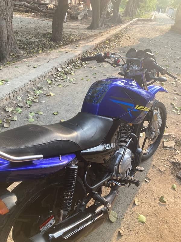 Yamaha Ybr 125 g series blue serious buyers contact Karin 4