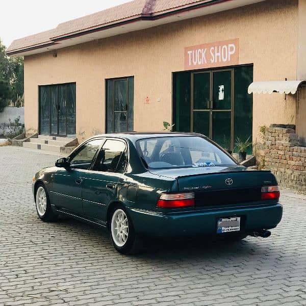 Toyota Corolla 1993 3