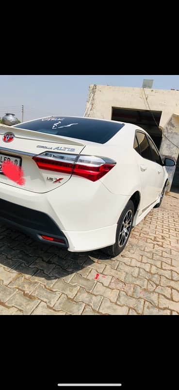 Toyota Corolla GLI 2019 automatic 3