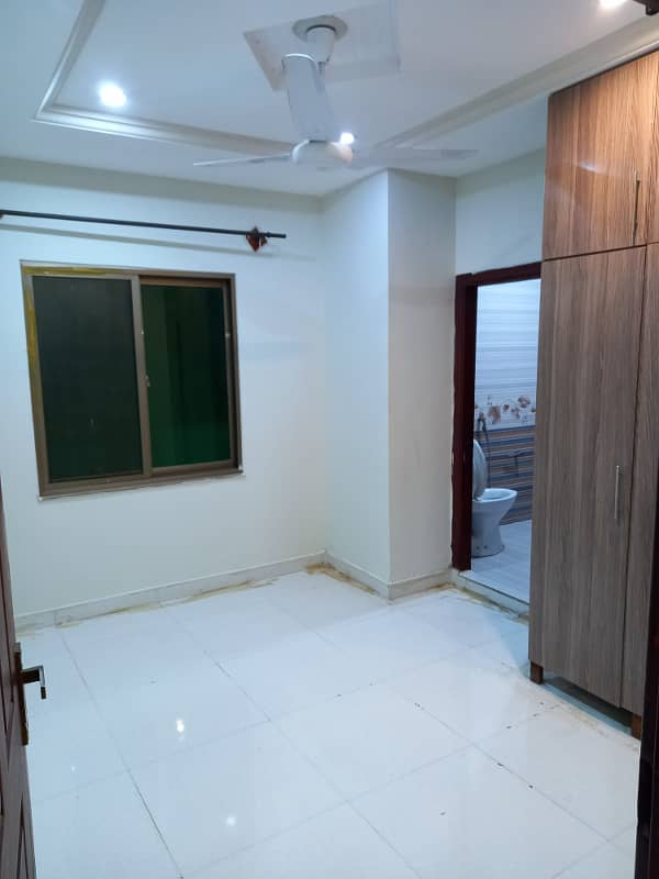 3 Bedroom Unfurnished Apartment Available For Rent in E/11/4 0