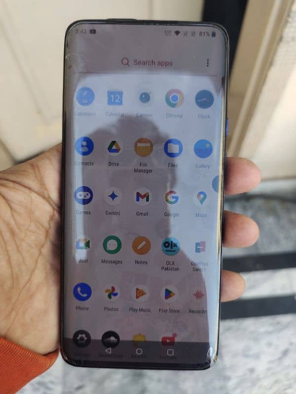 one plus 7 pro in good condition 0