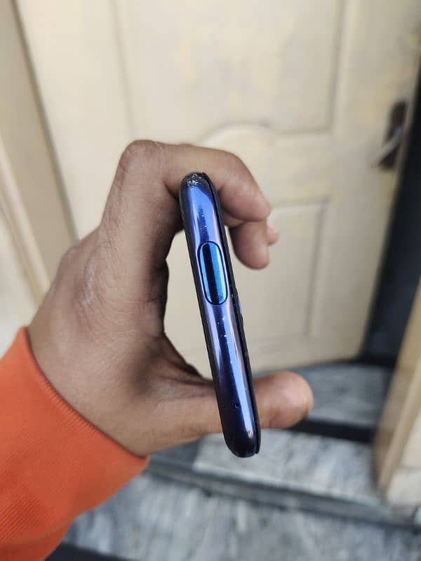 one plus 7 pro in good condition 5