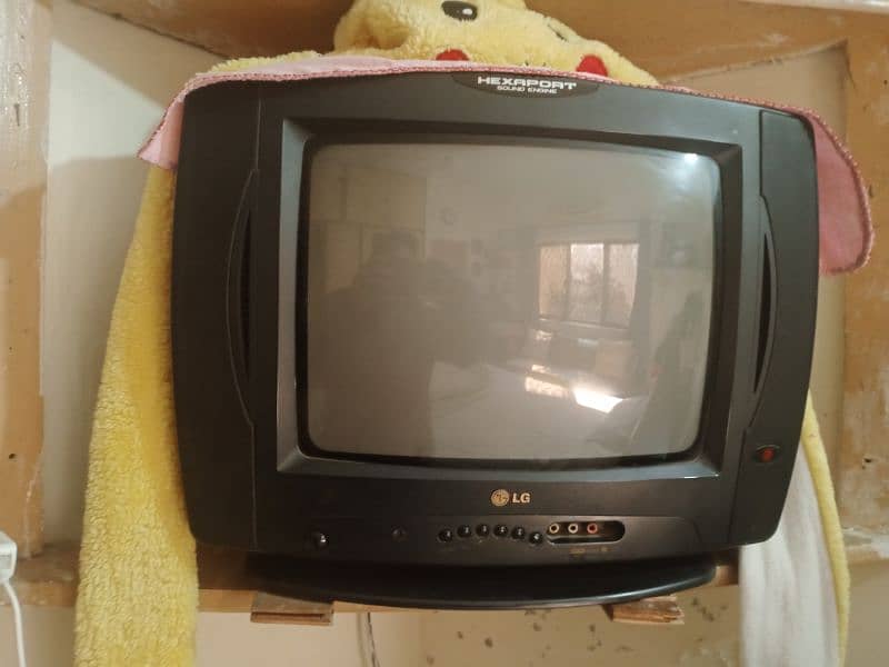 LG 14 inch television 1