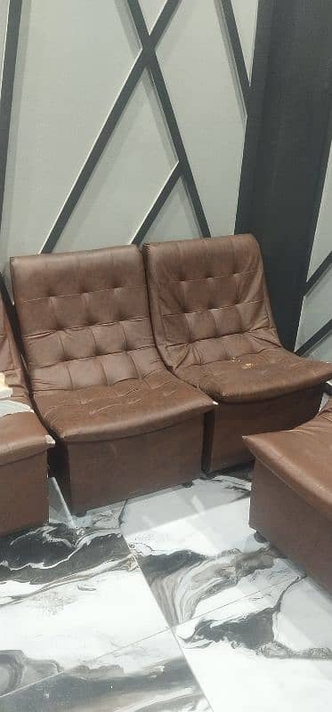 One Seater Sofa Chairs for urgent sale 0