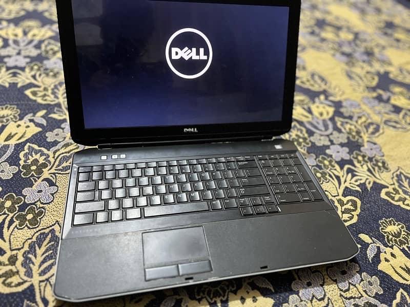 Dell latitude E5530 core i5 0