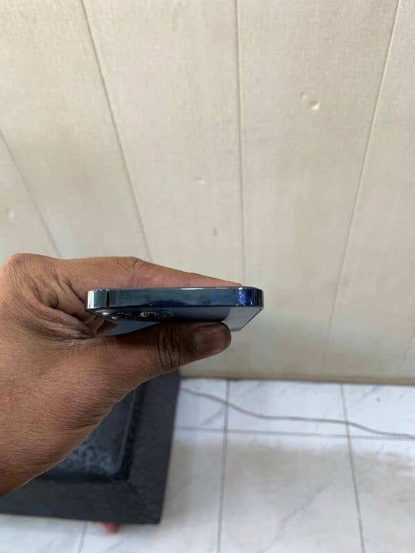 i phone 12 pro Non Pta 128gb 3