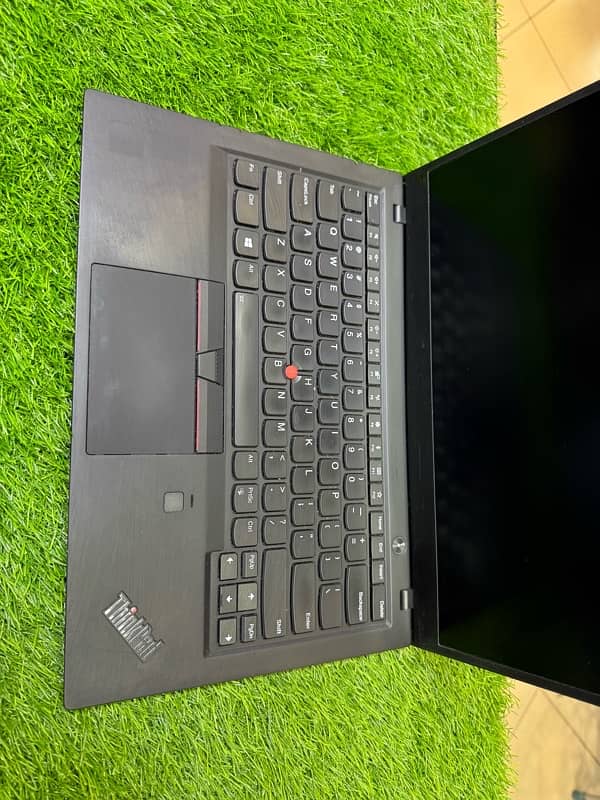 LENOVO X1 CARBON 4