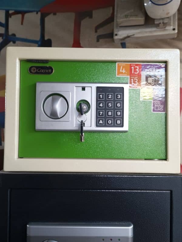 Security Cash Safes Lockers 8