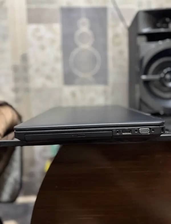 Dell Laptop latitude E5440 New condition 2