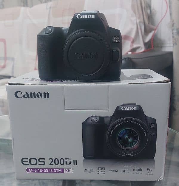 Canon 200d Mark ii For Sale 0