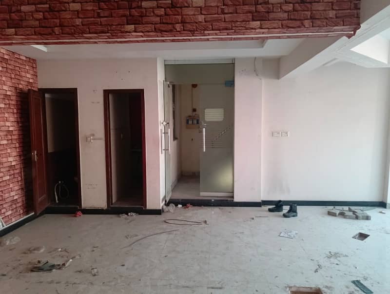 4 Marla 1st Floor Office For Rent In DHA Phase 1,Block K, Lahore. 7