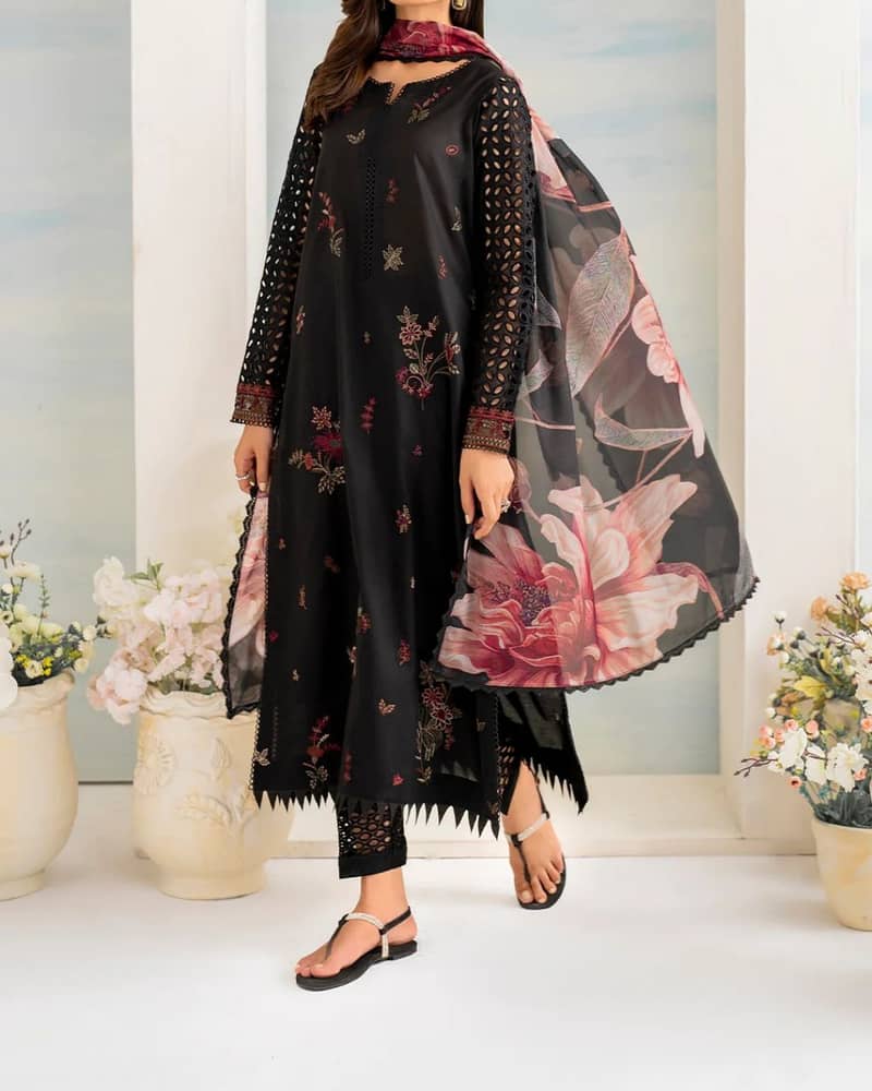 Lawn suit with dupatta /3-piece lawn suit/Unstitched embroidered lawn 1