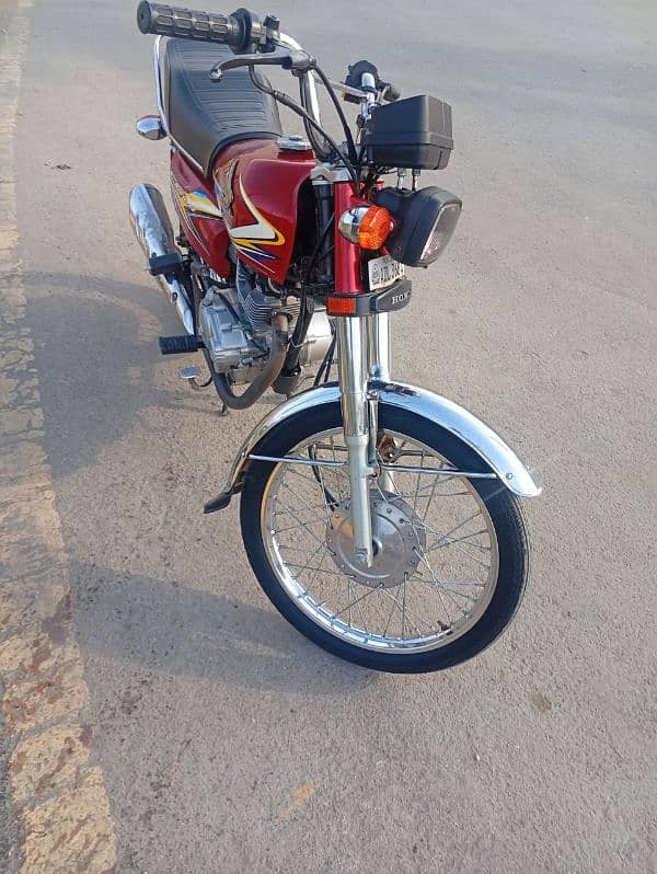 HONDA CG 125 2018 urgent sale 6