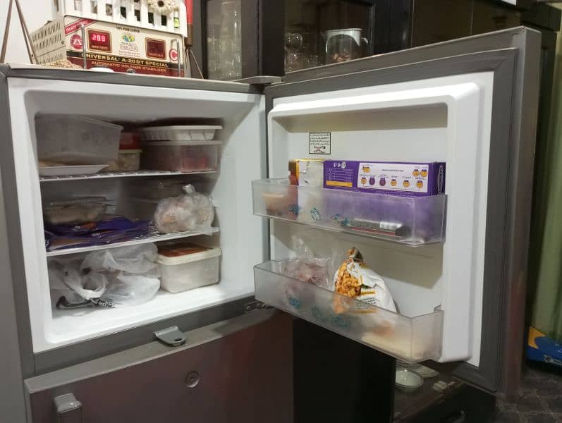 Haier Refrigerator 2 Door Urgent sell 12