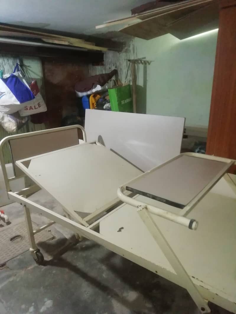 Fowler/Medical Bed 1