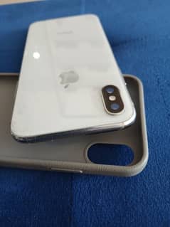 iphone x white color 64gb pta approved with cable