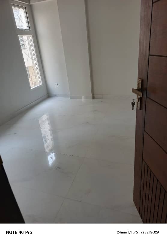 VIP BRAND NEW 2 BEDROOM FLAT FOR RENT WITH LIFT PARKING 8