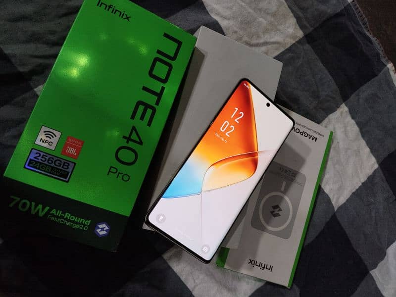 infinix note 40 pro 12+12 256g full box only call 3