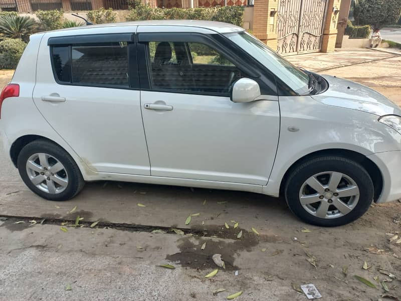 Suzuki Swift 1.3 DLX 2016 2