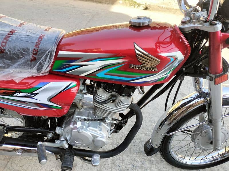 Honda CG125 model 2023 Islamabad number 03055228242 5