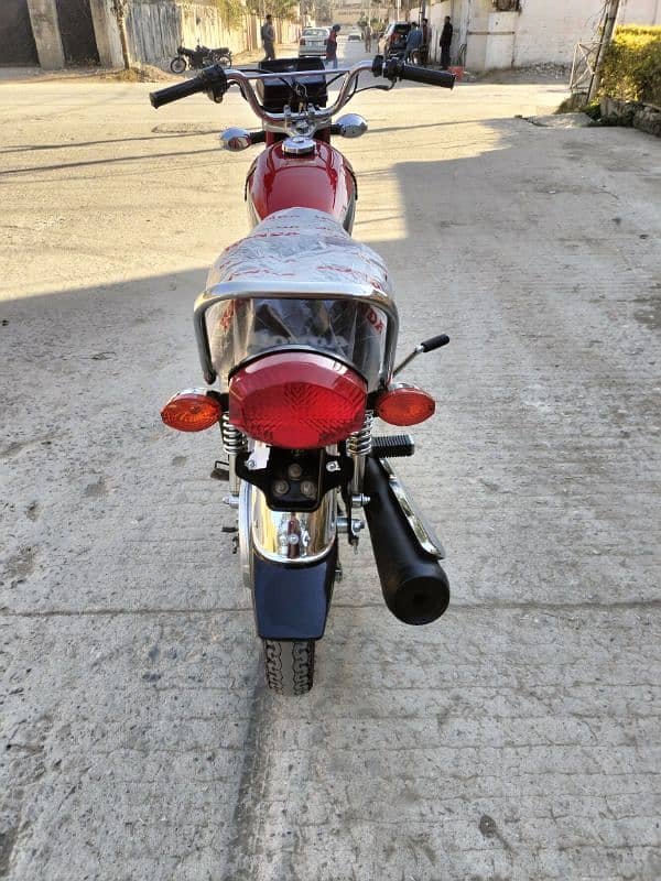 Honda CG125 model 2023 Islamabad number 03055228242 7