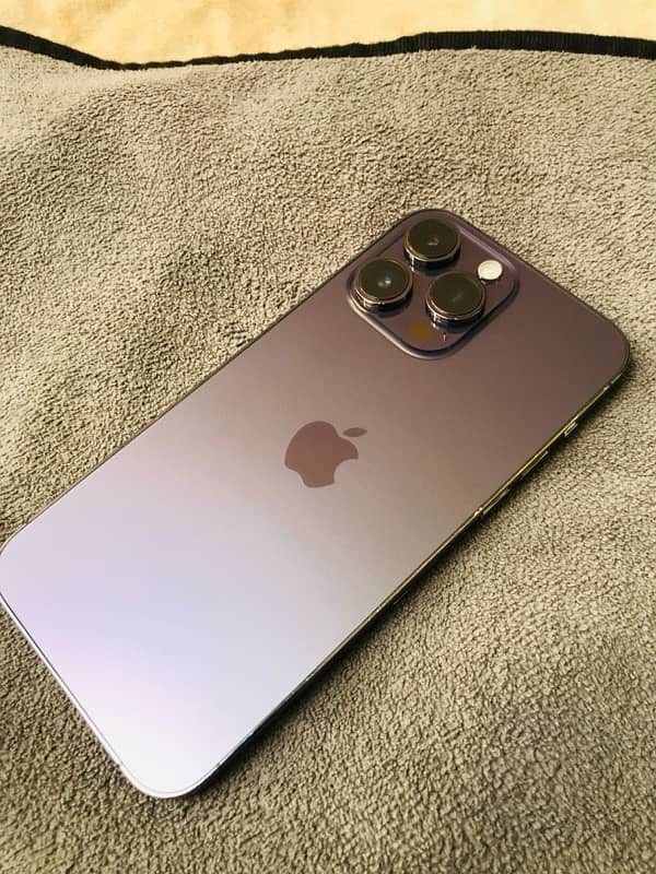 Iphone 14 pro max Dual Physical (Non Active) 256 GB LLA 12