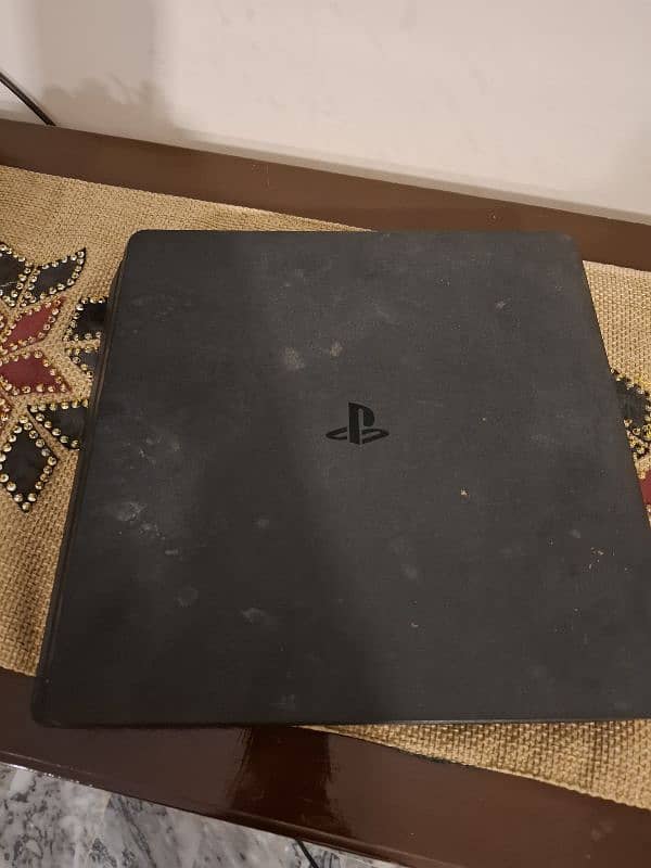 PS4 Slim 6