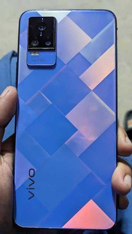 vivo V21e used mobile with box 1