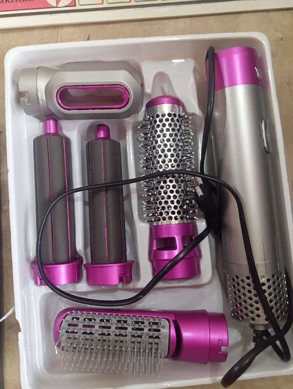 5 in 1 hair styler 1