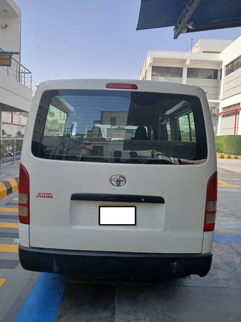 Toyota Hiace For an urgent sale 1