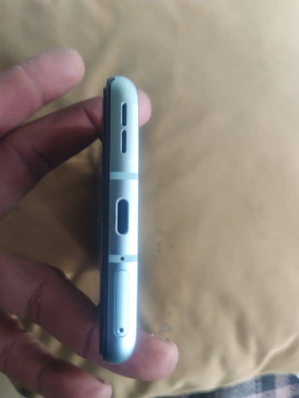 One Plus 9r Mint Condition 10/10 4