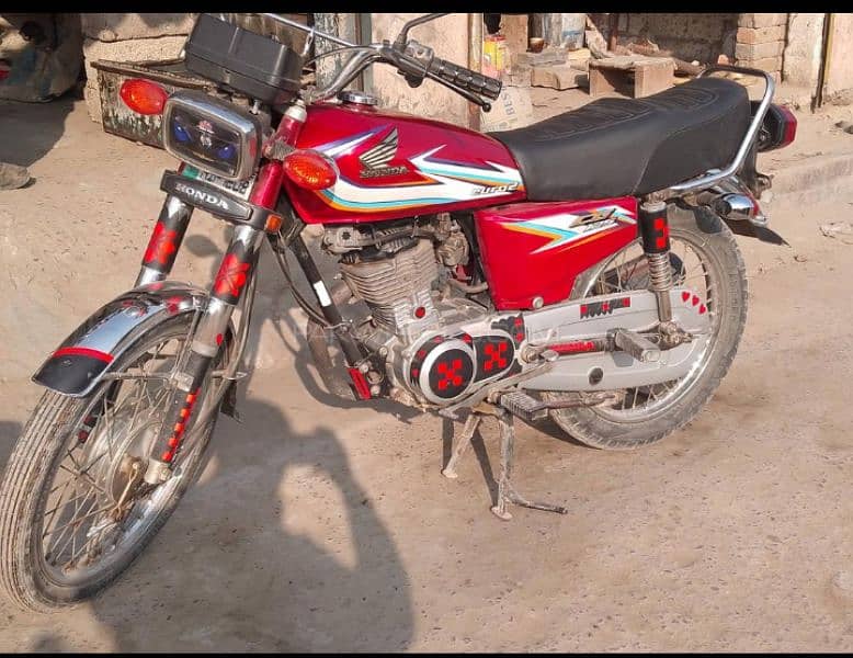 Honda 125 15 model brand new condition 1