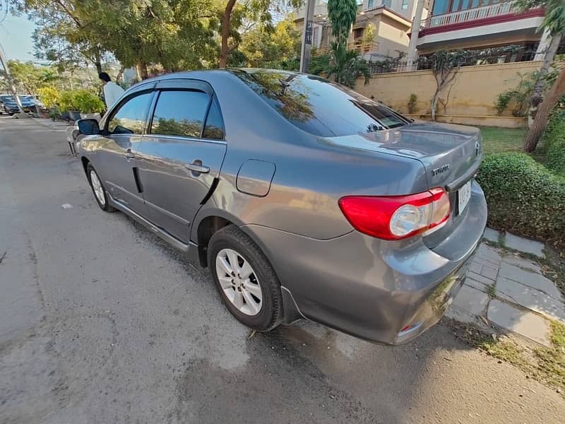 Toyota Corolla Altis 2012 5