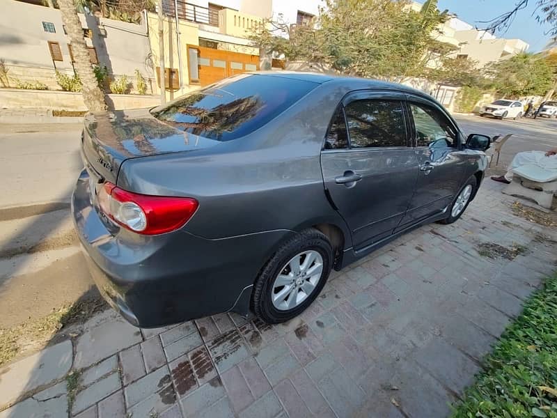 Toyota Corolla Altis 2012 6