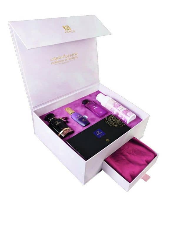 AHMED AL MAGHRIBI OUD AND ROSES GIFT SET 1