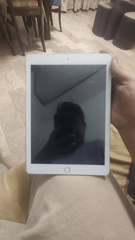 ipad 6gen 32 gb 1