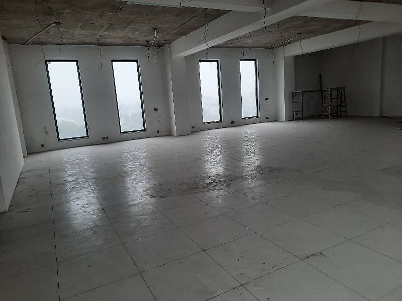 One Lac Fifty Thousand Square Feet Independent Commercial Building Available For Rent In Garden Town 10