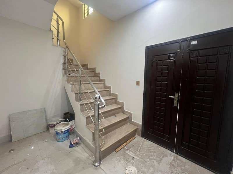 10 Marla Beautiful Used House Available For Sale In Tulip Block Bahria Town Lahore 28