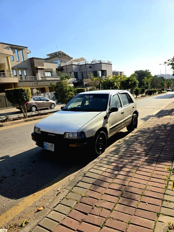 Daihatsu Charade 1988 0