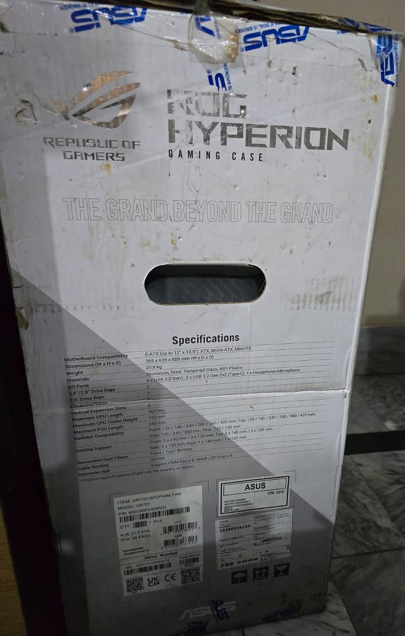 Brand New ASUS ROG Hyperion GR701 White (EATX Full Tower Cas) For Sale 3